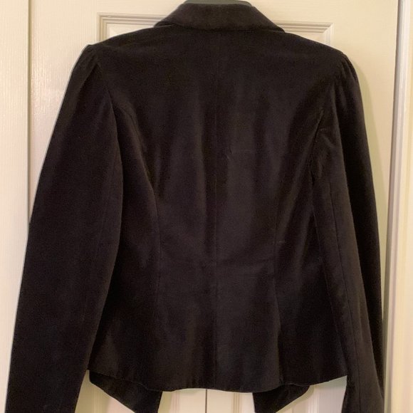 Betsey Johnson Black Velvet evening jacket size 6 Excellent Used Condition - Picture 3 of 4